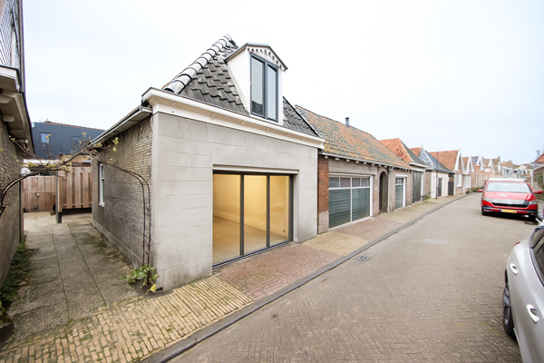 ChatGPT Image Nov 13, 2025, 11_17_38 AM.png